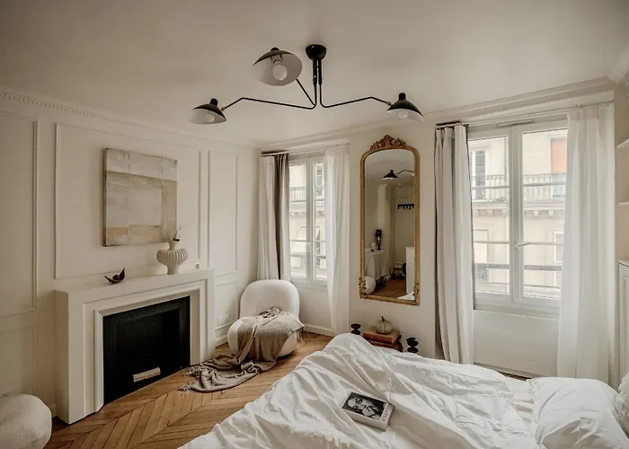 Opera Centre Apartment *